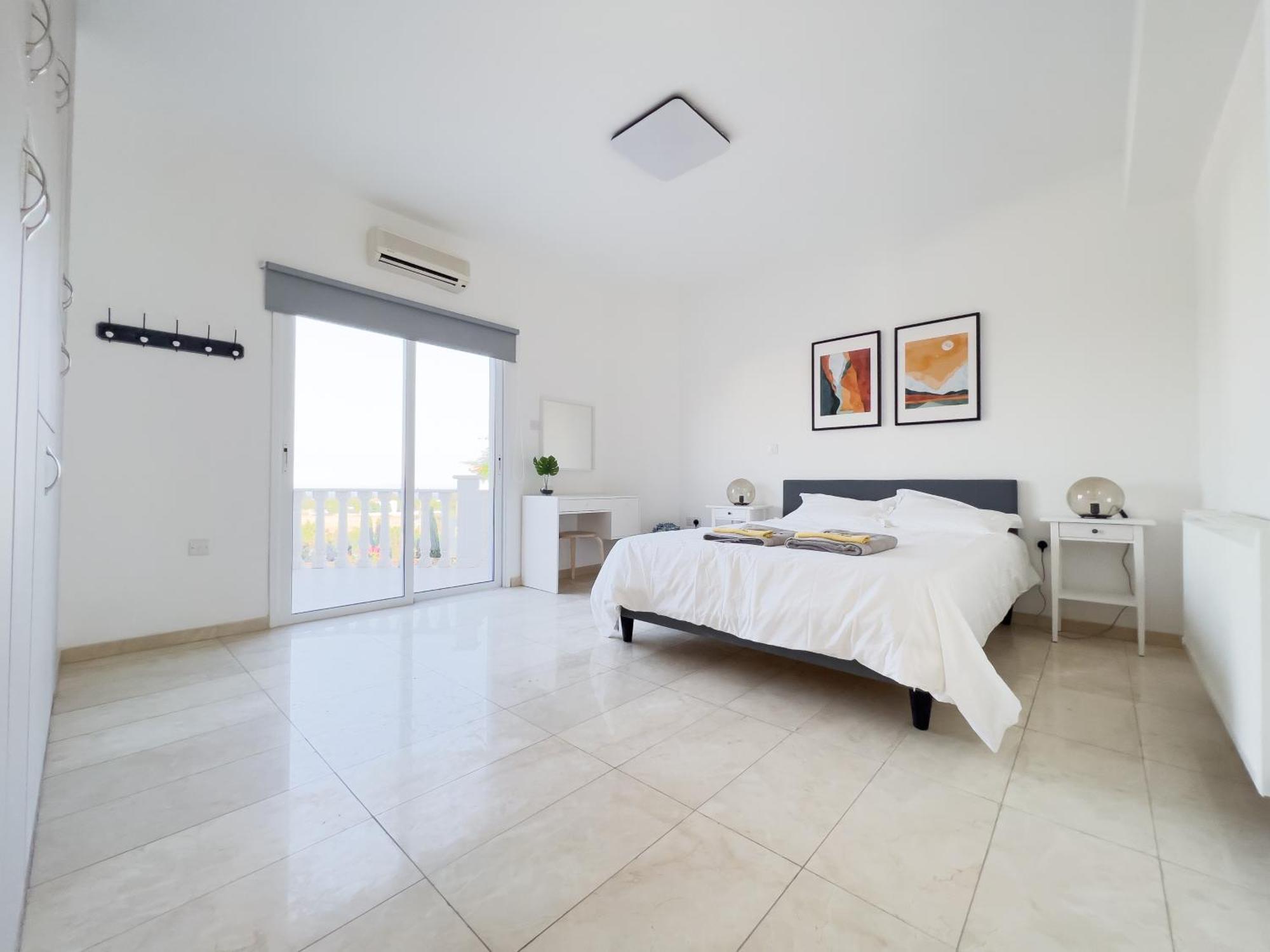 Grand Villa Lynn Seaview Agia Napa Exterior foto