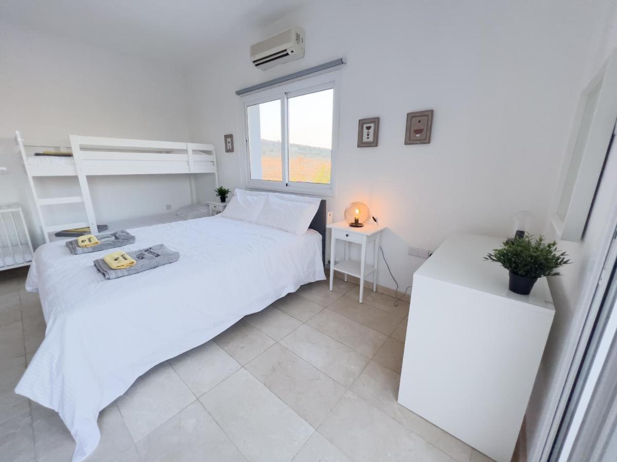 Grand Villa Lynn Seaview Agia Napa Exterior foto